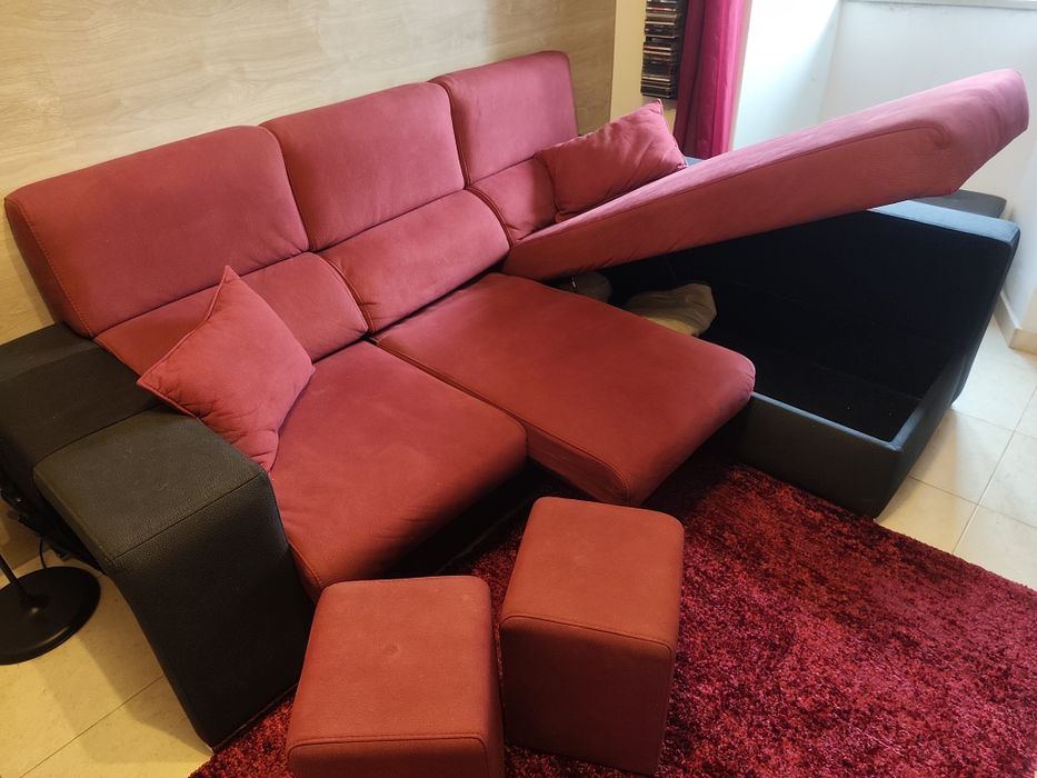 Sofá Chaise-Longue c/ Arrumação + 2 Pufes