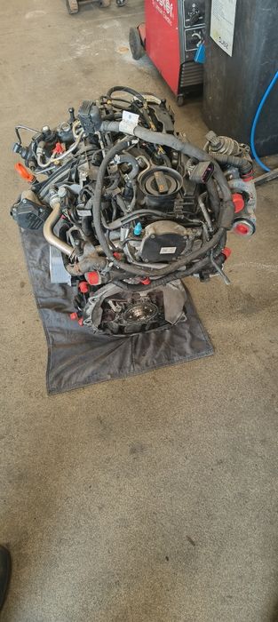Kompletny silnik 2.0 TDI CFGB