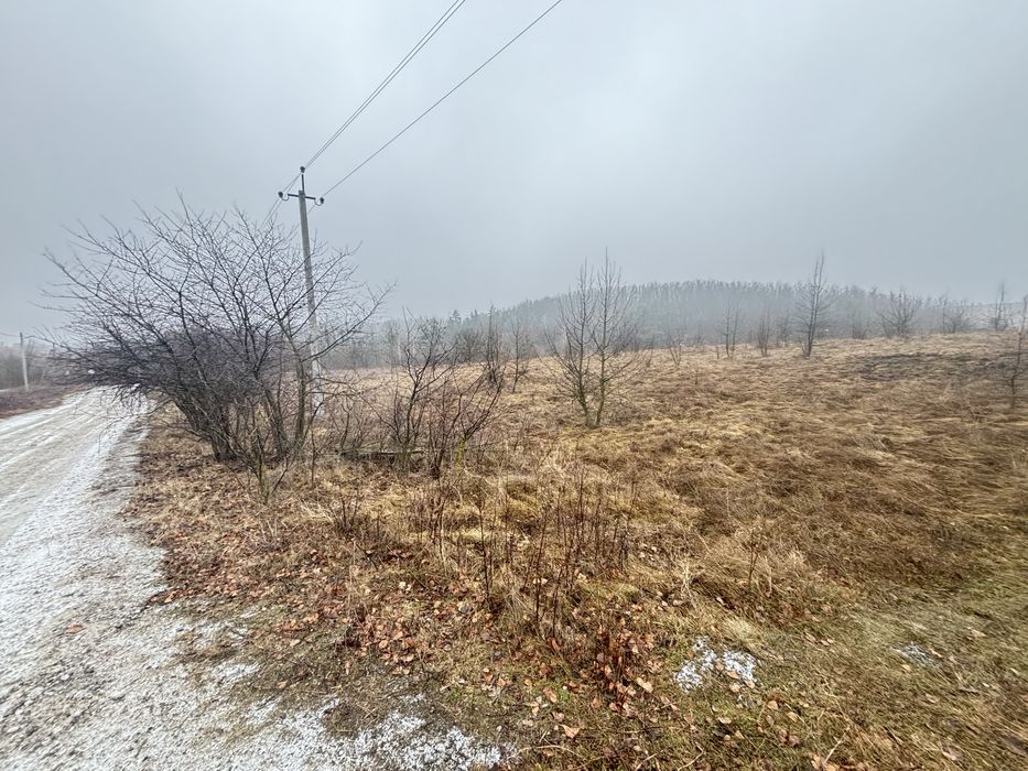 Продаж ділянки під забудову с. Старі Безрадичі