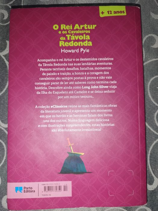 O Rei Artur e os Cavaleiros da Távola Redonda
de Howard Pyle