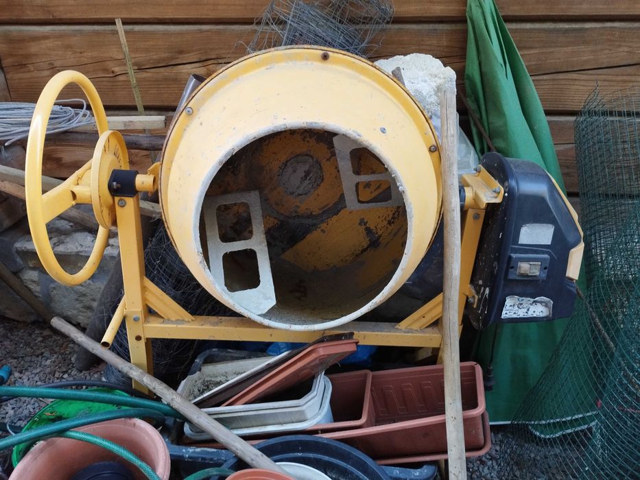 REZERWACJA Betoniarka HIGHER PROFESSIONAL 125L / 230V 500W sprawna