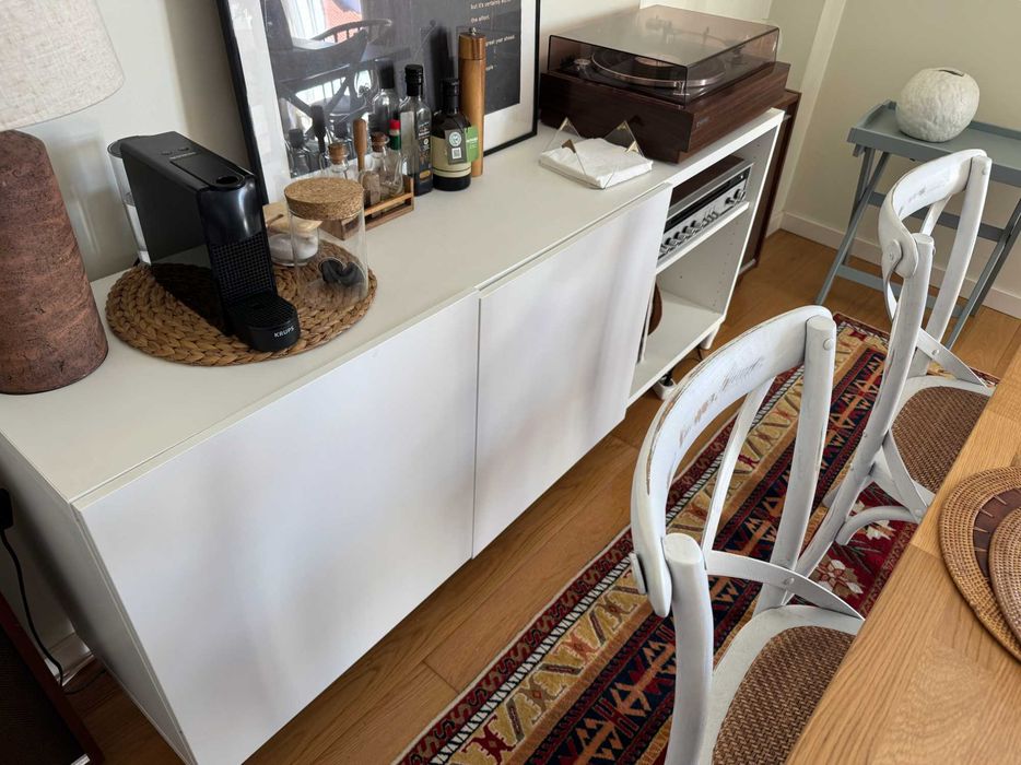 Cómoda IKEA BESTÅ Branco c/ Portas Lappviken e Pés KABBARP
