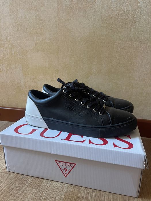 Кроссовки guess кожа