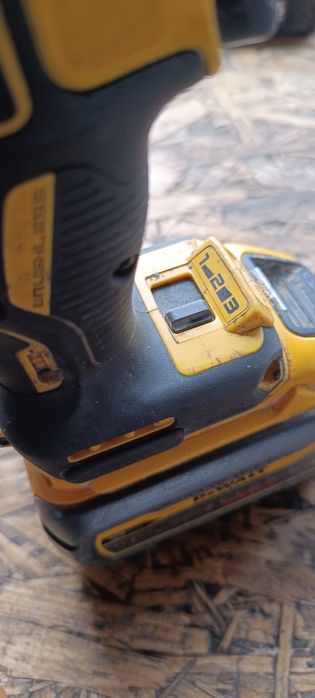 Klucz udarowy DeWalt dcf 899 Aku 9ah