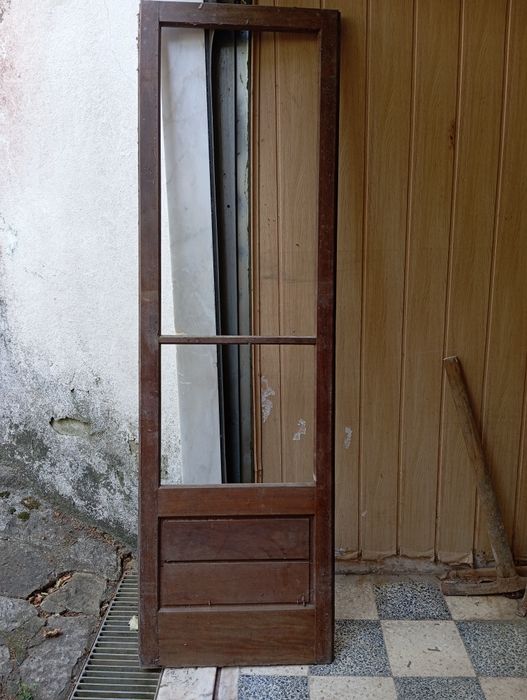 Vendo Portas de interior em Sucupira