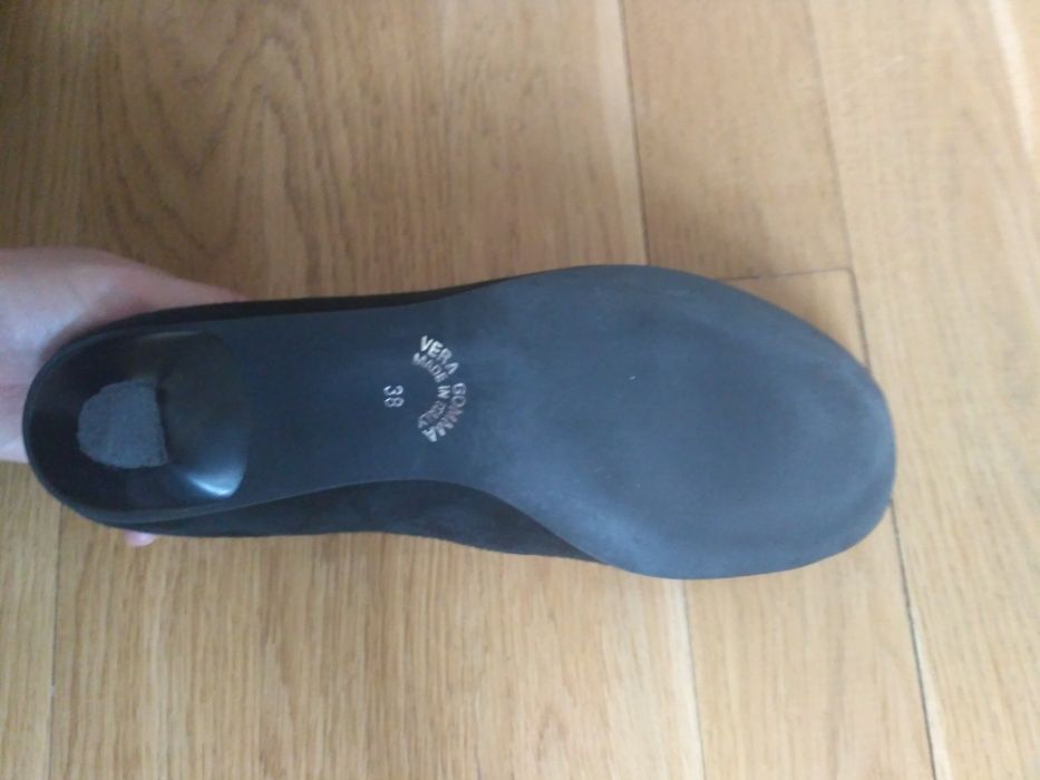Buty zamszowe niski obcas 38 Sagan