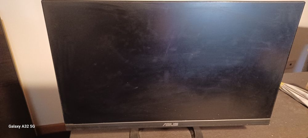 Monitor Asus 23' slim