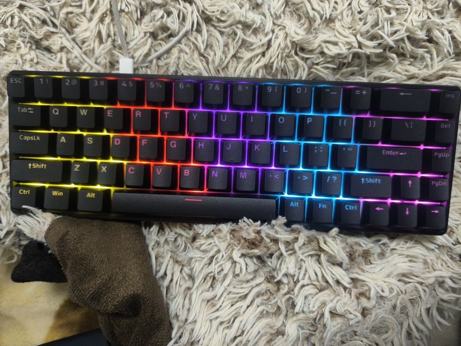 Клавиатура Mk68 одно подключение по проводу красные свечи