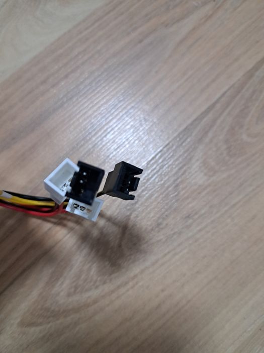 Cabo Adaptador de Alimentação Ventoinhas PC Gaming Molex para 3/4-Pino