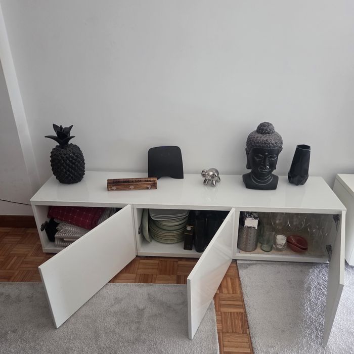 Móvel de sala/ aparador imbutido