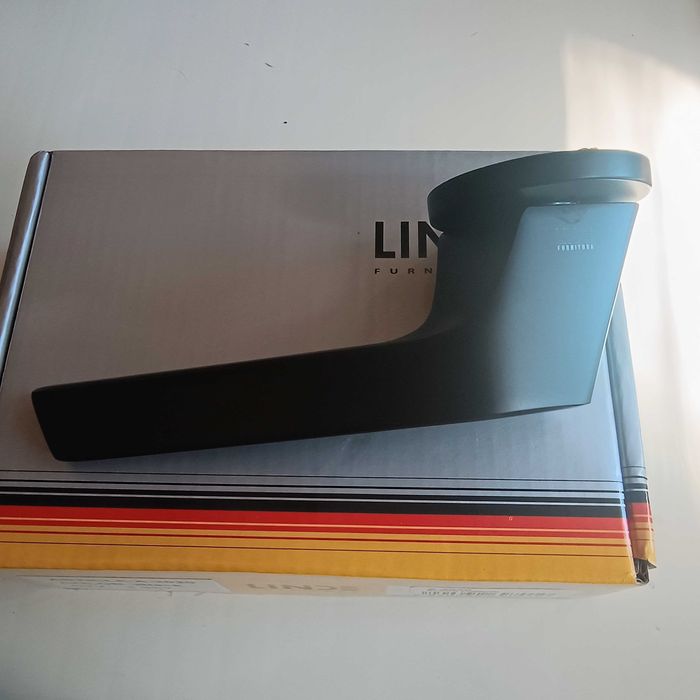 Ручки дверные на круглой розетке Linde BRU A - 2020 BLACK черный