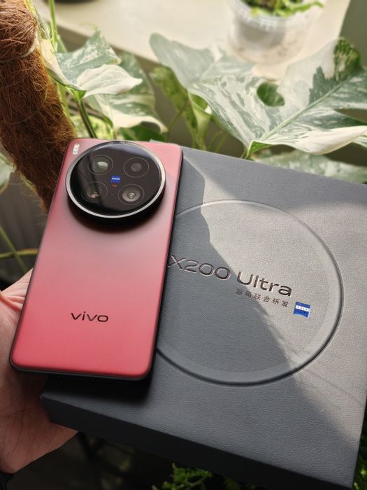 Vivo x200 Ultra 512GB Czerwony jak nowy ! Ruda Śląska • OLX.pl