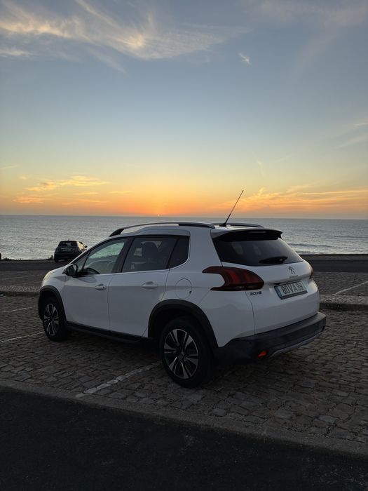 Peugeot 2008 1.2 Puretech — photo 3