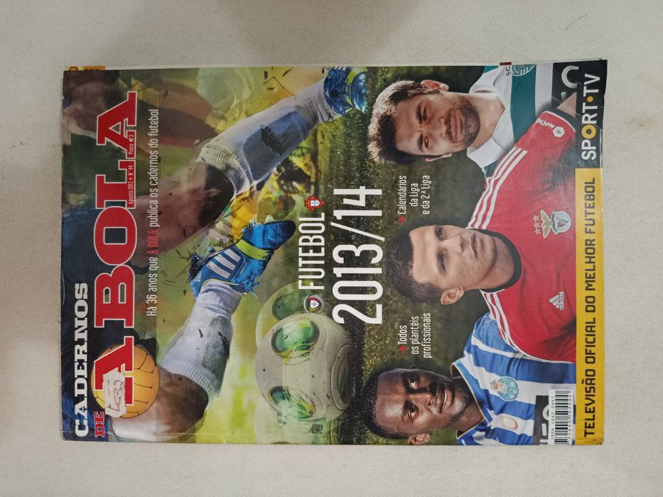 7 Revistas  CADERNOS de A BOLA (Futebol)