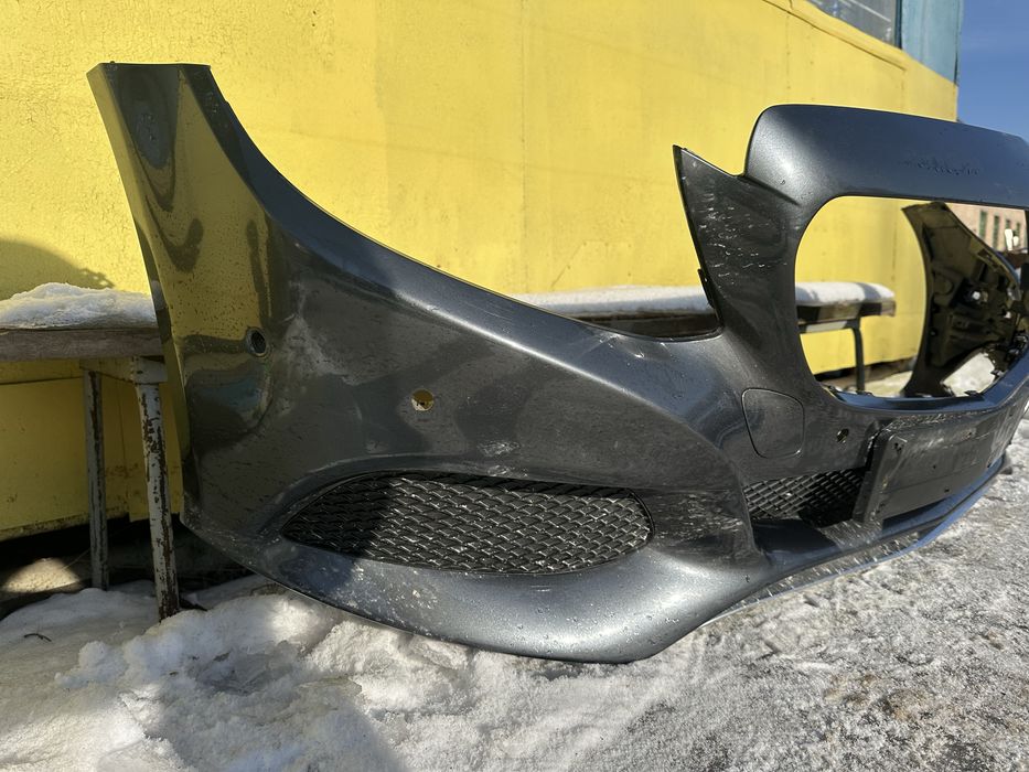 Передний бампер в сборе MERCEDES C220