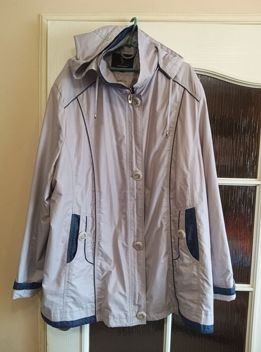 Вітровка великого розміру 66-68( фабрична)