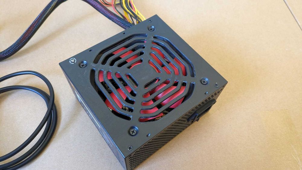 Fonte alimentação Mars Gaming MBP 650W 80 PLUS BRONZE - MPB650