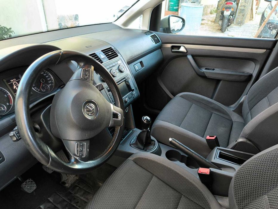 Volkswagen Touran 1.6 TDI 2012