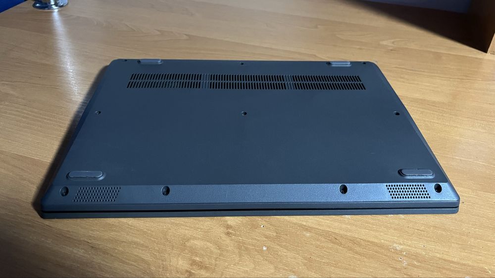 Продаю ноутбук lenovo