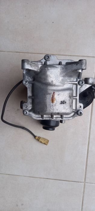 Клапан ЕГР EGR AUDI VW Touareg Porsche 3.0 tdi 059131515EK