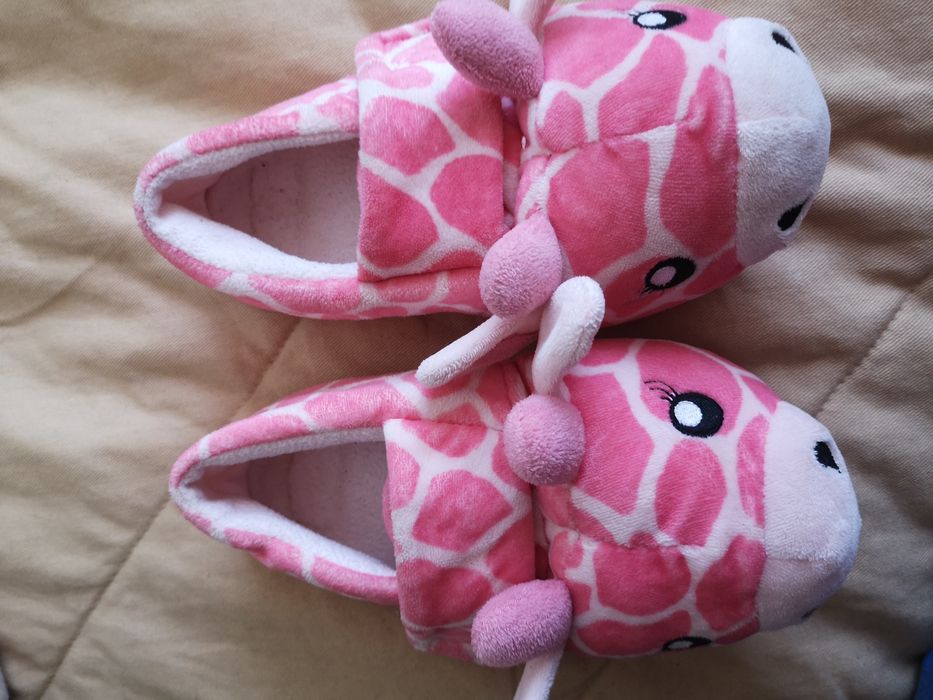 Papucie roz. 29