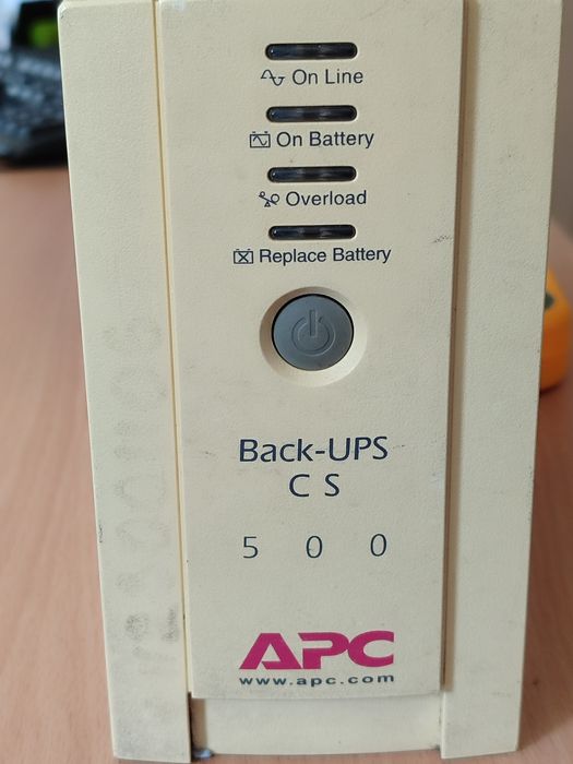 Джерело безперервного живлення