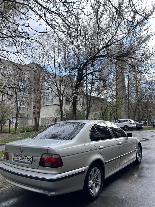 Продам BMW E39 520D m47 2000року