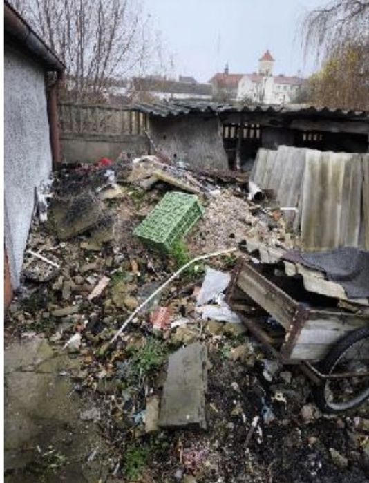WYWOZ śmieci odpadów OPROZNIANIE Piwnic Strychów Garaży