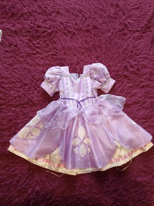 Нарядное платье для девочки