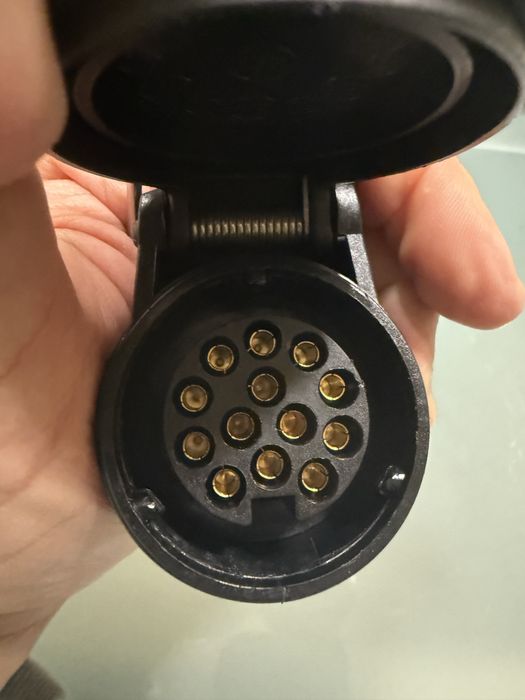 Ficha para atrelado 13 Pinos Femea