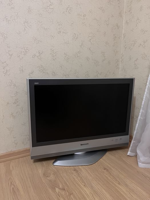 Телевізор Panasonic в гарному стані