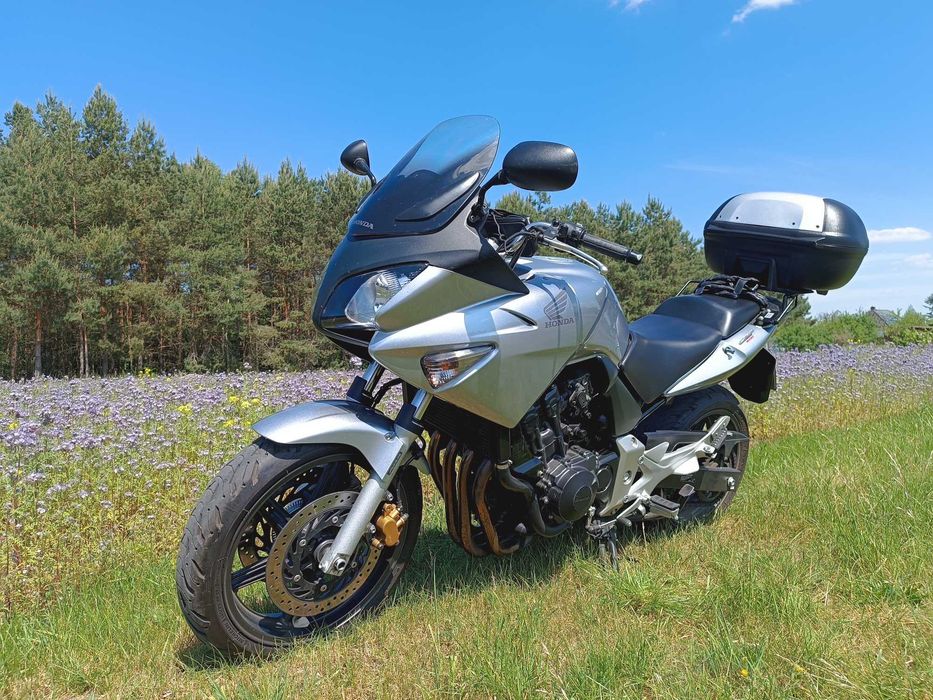 Motocykl Honda CBF 600