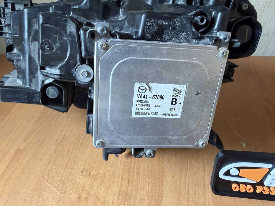 Фара права Mazda CX-50 2023-2026 LED AFS оригінал