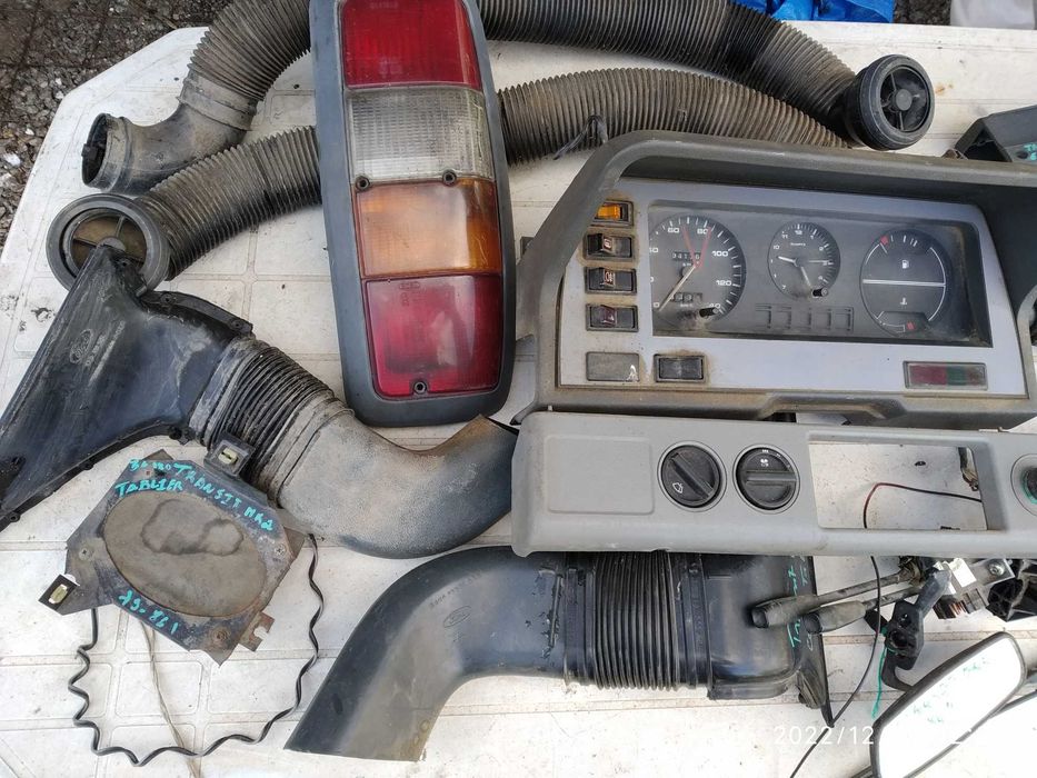 Clássico Antigo Ford Transit mk2