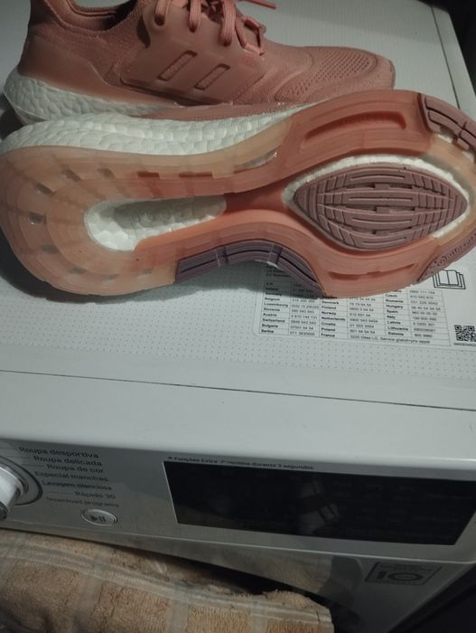 Tênis ultraboost 22w