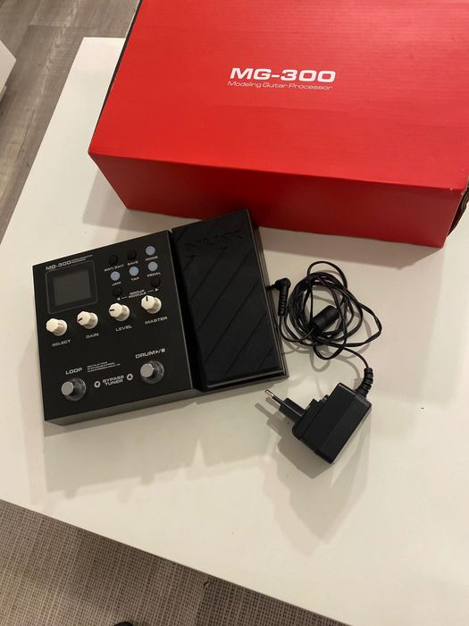 Pedaleira Guitarra Nux MG300