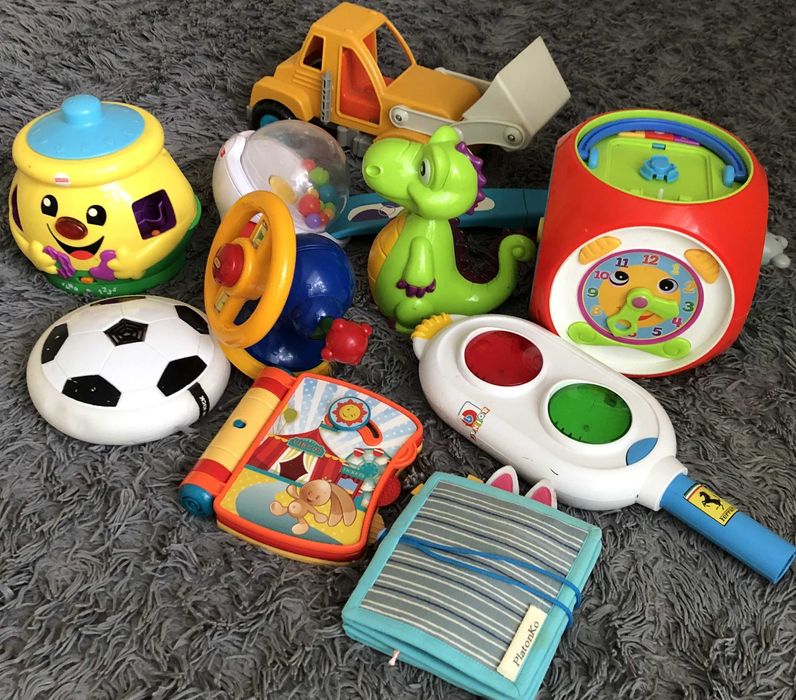 Игрушки детские (в ассортименте).