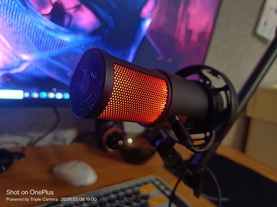 Микрофон    hator