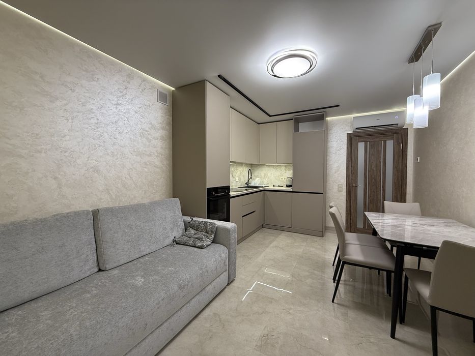 Продаж 1-но кімн.квартири ЖК « Шенген » 51 м2, 2 поверх, 103000$