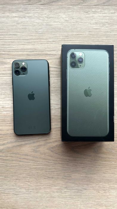 iPhone 11 Pro Max with Original Box64286513935746121