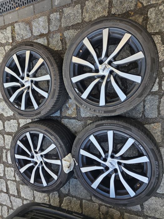 Koła felgi AEZ 5x114,3 Nissana Renault 245/40/19