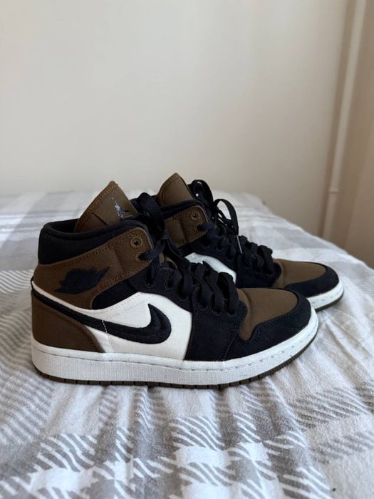 Високі кросівки Nike