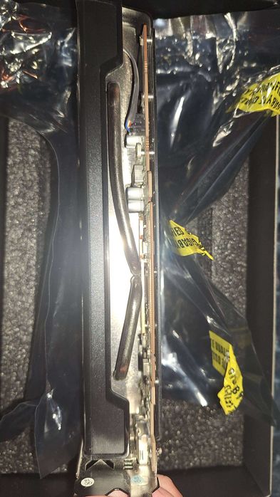 XFX AMD RX 6600 XT + Fonte MSI 650w Bronze Usados