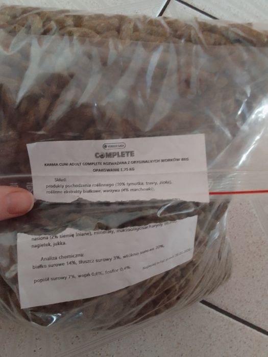 Zioła, granulat i przysmaki warzywne dla królika