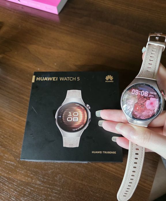 Huawei watch 5 Gold