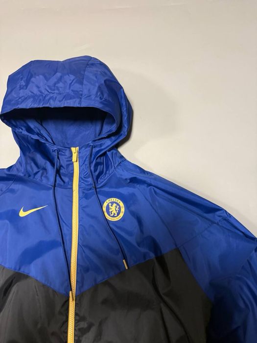 Куртка Nike Chelsea FC 23/24 Essentials Windrunner