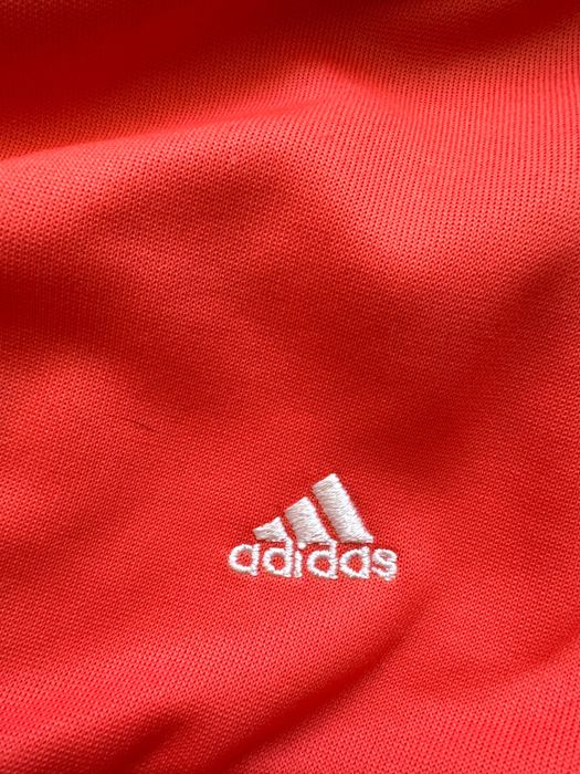 Женский спортивный костюм