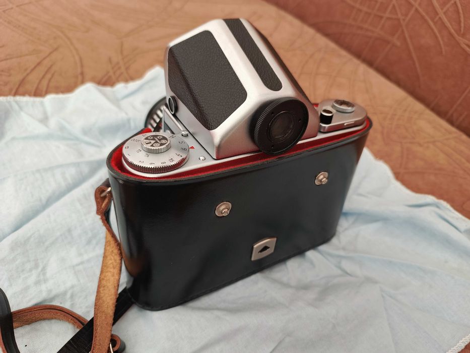Pentacon Six TL + Carl Zeiss Jena Biometar 2.8/80