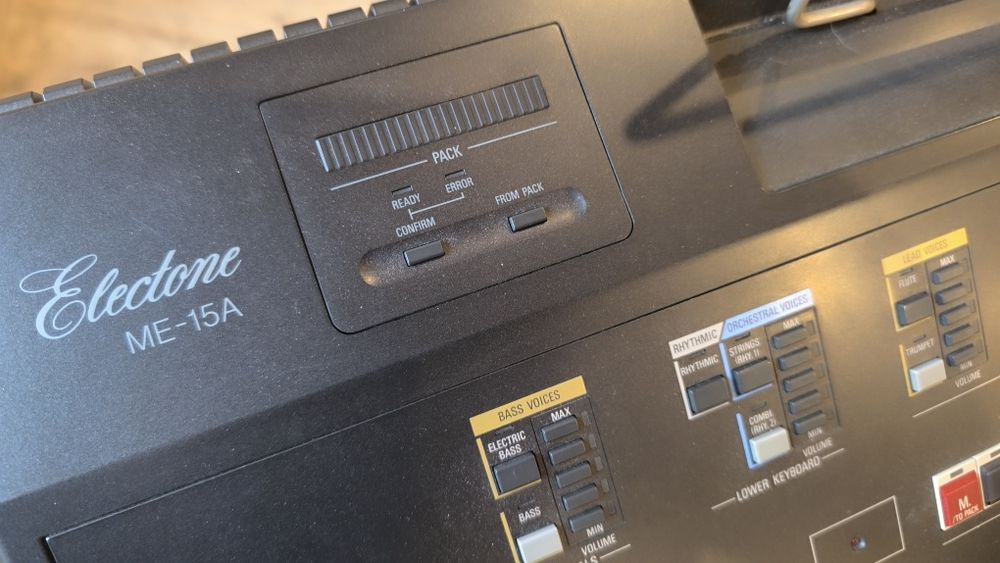 Organy Yamaha Electone ME-15A idealna sprawna
