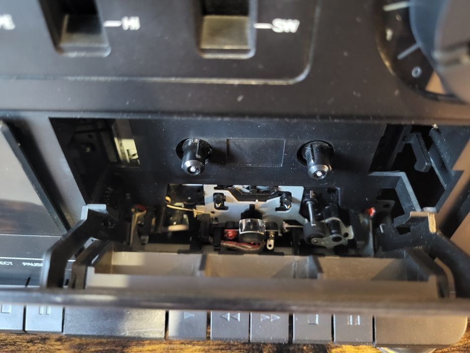 Boombox Anitech STRR